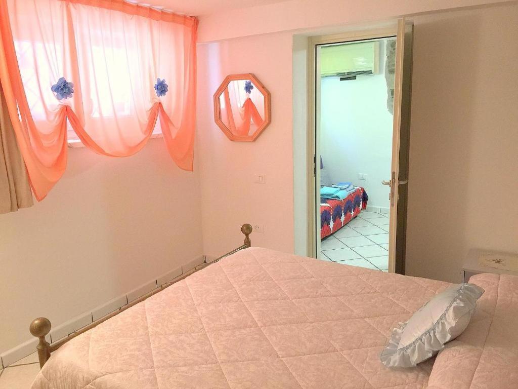 פיומבינו Viola Apartment מראה חיצוני תמונה